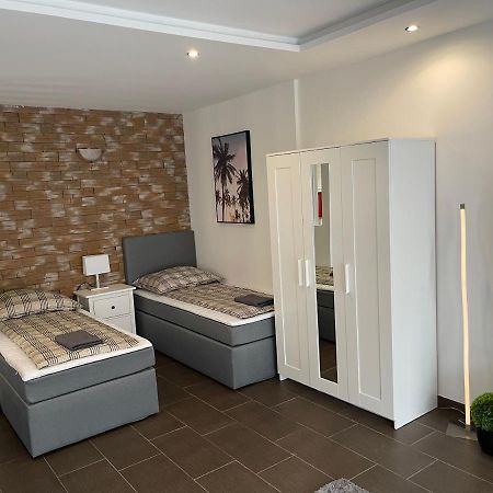 Malibu Apartman & Jacuzzi Miskolc Exterior foto