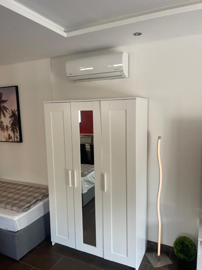 Malibu Apartman & Jacuzzi Miskolc Exterior foto
